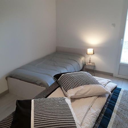 Duc'S House Apartment Frozes Luaran gambar